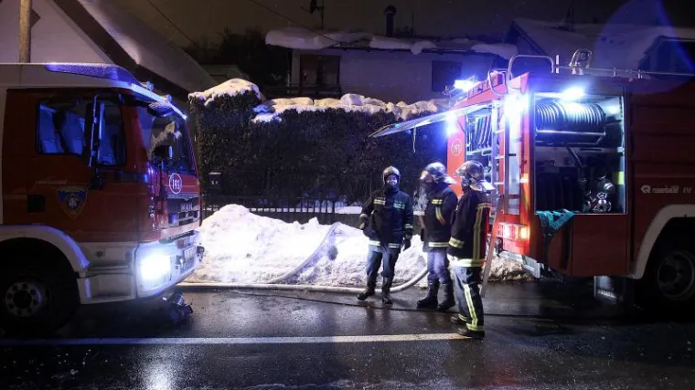 Dvije osobe ozlijeđene u požaru kuće na Gračanskoj cesti
