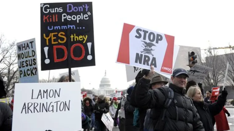 Amerikanci prosvjedovali protiv oružja, traže stroži zakon