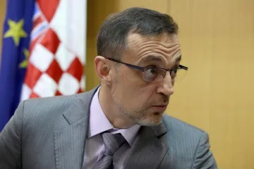 'Dobar ste vi čovjek, al' ste kao ministar elementarna nepogoda'