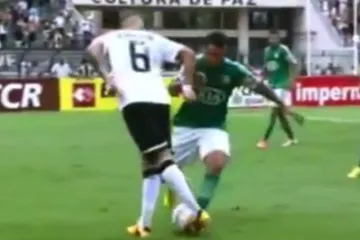 Je li ovo najuzbudljiviji dribling ikad?