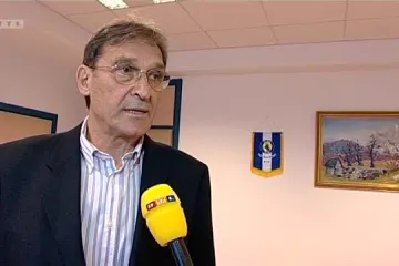 'Ludi ste ako mislite da ću se ja toga odreći'