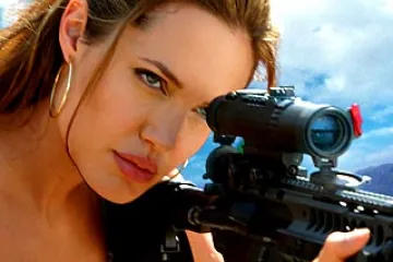 Angelina angažirala genijalnu filmsku braću