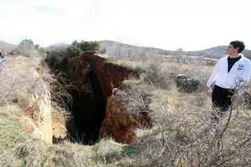 Urušavanje tla i kod Zadra: Rupa šira i duža od metra