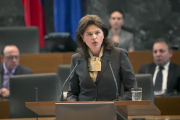 Političarke 'pokorile' svjetske parlamente