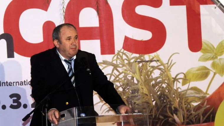 'I lijevi i desni nam prodaju muda za bubrege'