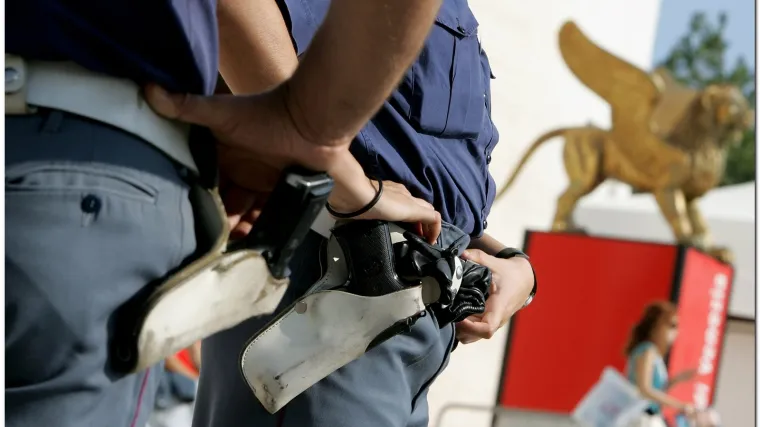 Prijetio bombom u trgovačkom centru, evakuirano 15.000 ljudi