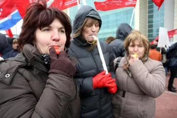 Poruka radnicima bez plaće: 'Možemo samo moliti Boga'