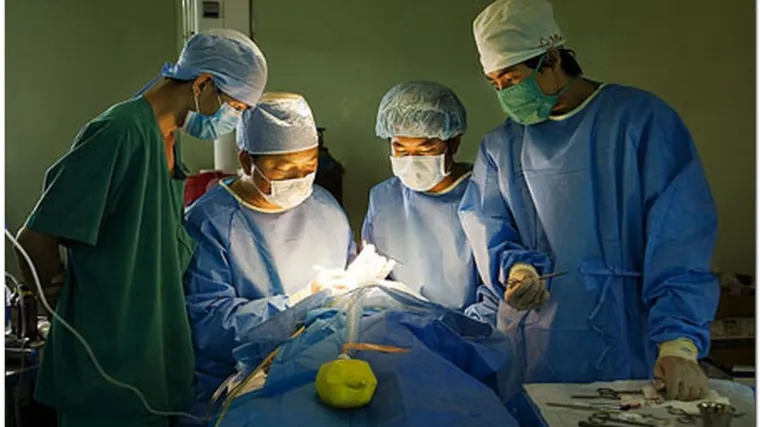 Sedmogodi&scaron;njoj djevojčici uspje&scaron;no operiran rijedak tumor