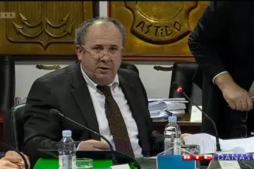 Razbacivanje novcem na kraju Kerumova mandata!