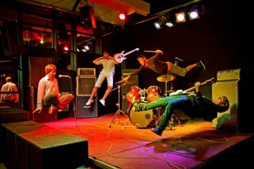 Nova doza dobrih vibracija uz Cojonese i Morainese!