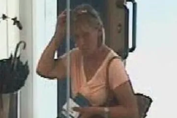 Policija traga za ženom koja je počinila više krađa