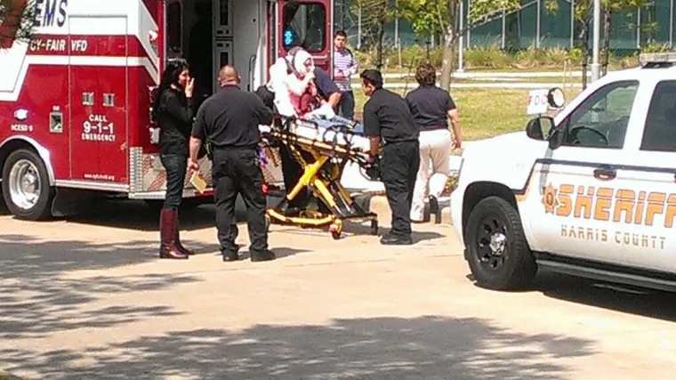 Pomahnitali napadač nožem izbo 14 osoba!