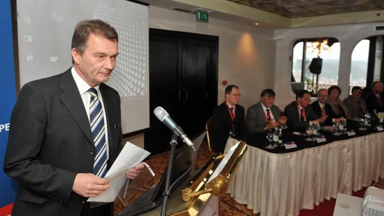 Zbog primanja mita uhićen &scaron;ef patologije u Rijeci