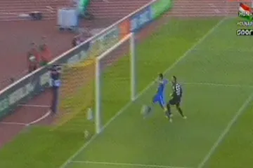 Promašio zicera sa samo pola metra