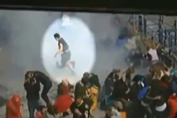 Policija traga za misterioznim muškarcem u crnom