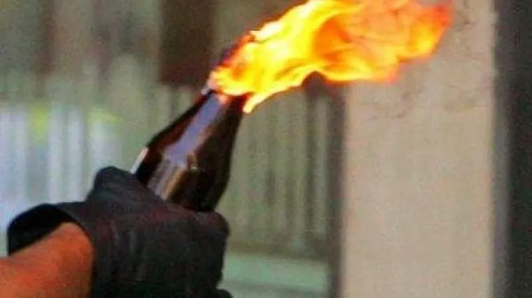 Pronađen muškarac koji je bacio Molotovljev koktel u Rijeci