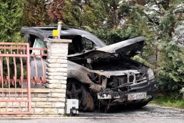 Izgorio luksuzni mercedes optuženog za lihvarenje
