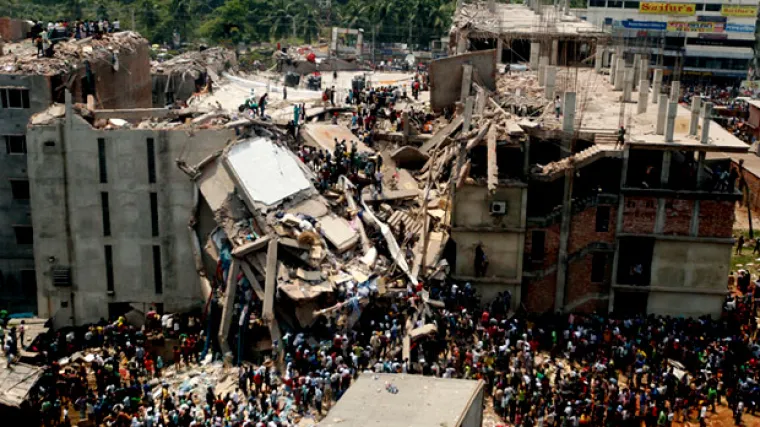 Spa&scaron;eno 50-tak ljudi iz uru&scaron;ene zgrade u Banglade&scaron;u