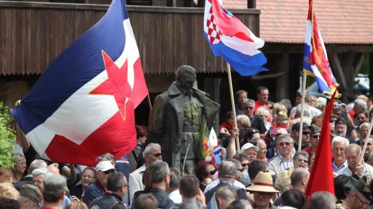 U Kumrovcu obilježena 33. obljetnica Titove smrti