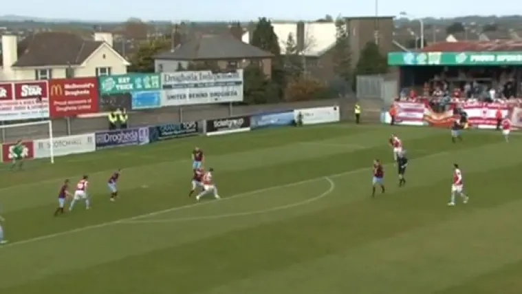 Ovaj sudac treba na hitni pregled vida