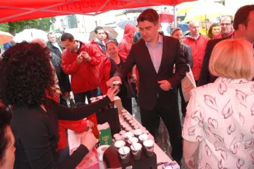 'Znamo da čita 'Vlak u snijegu', ali ne kako poboljšati život građana'