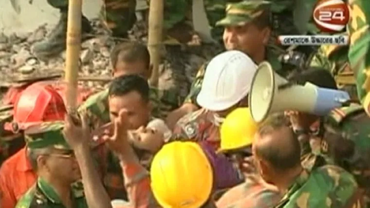 Djevojka u ru&scaron;evinama preživjela uz pomoć četiri keksa i malo vode