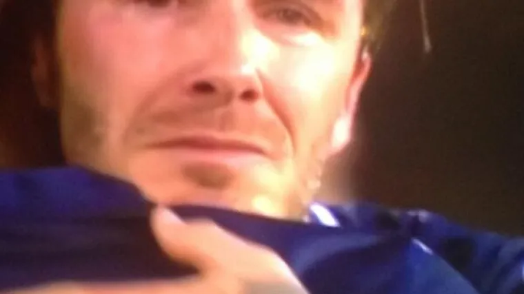 Becks napustio teren u suzama