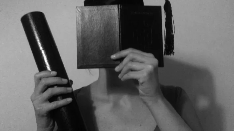 Oni koji ne stavljaju pršut na čelo, lajkaju Nezaposlenizam