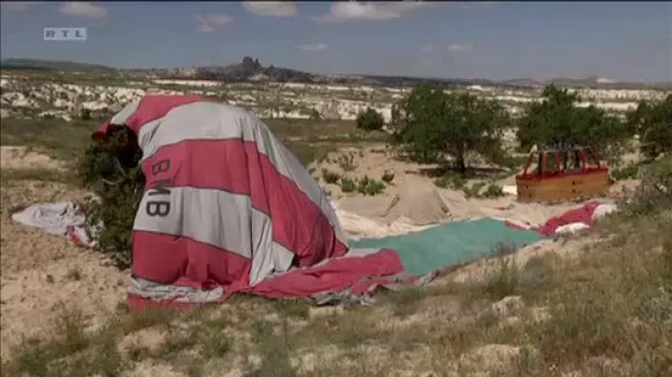 U padu zračnog balona poginuo turist, 24 ozlijeđena