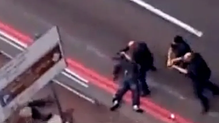 UZNEMIRUJUĆA SNIMKA: Evo kako su policajci upucali zvijeri iz Londona!