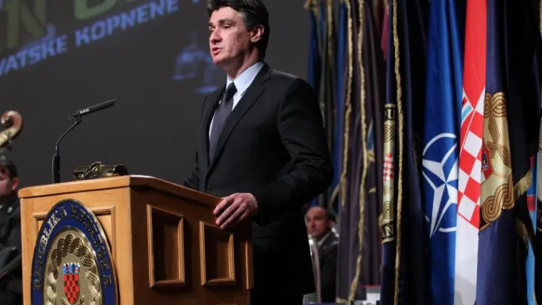 'Vojska je temelj države i na njoj se ne smije &scaron;tedjeti'