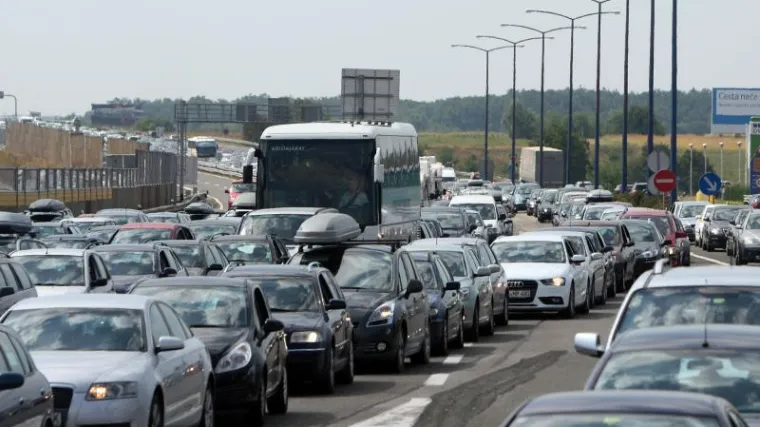 Gužve na cestama već su počele