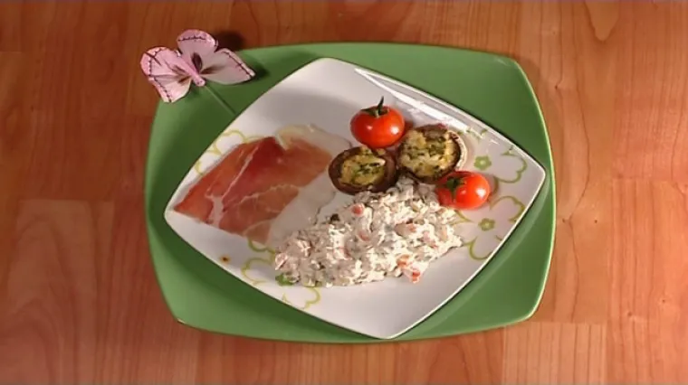 Punjeni &scaron;ampinjoni sa &scaron;unkom i sirom