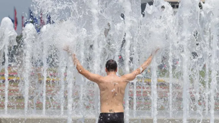 Vruće vam je? Okupajte se u fontanama!