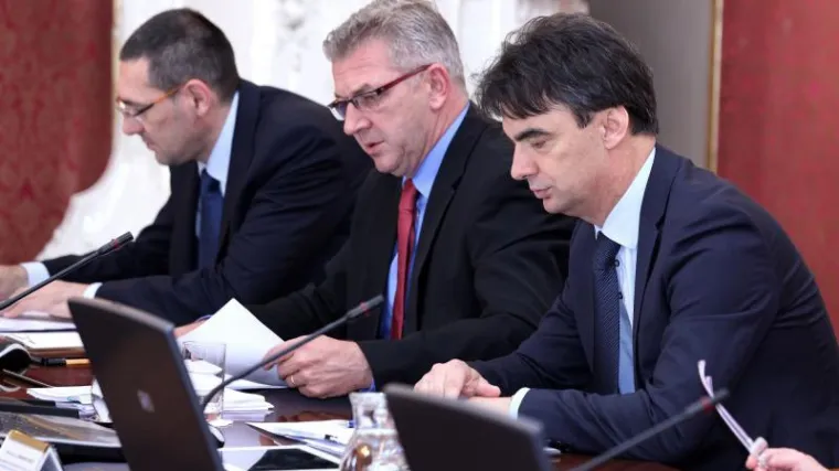 Grčić: Ovo je revolucionaran zakon; Milanović: Pa i nije ba&scaron;