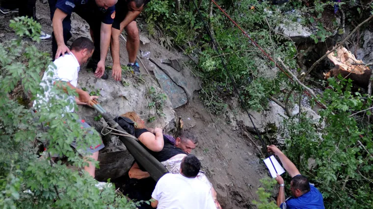 Tragedija u Crnoj Gori: Poginulo 16 putnika