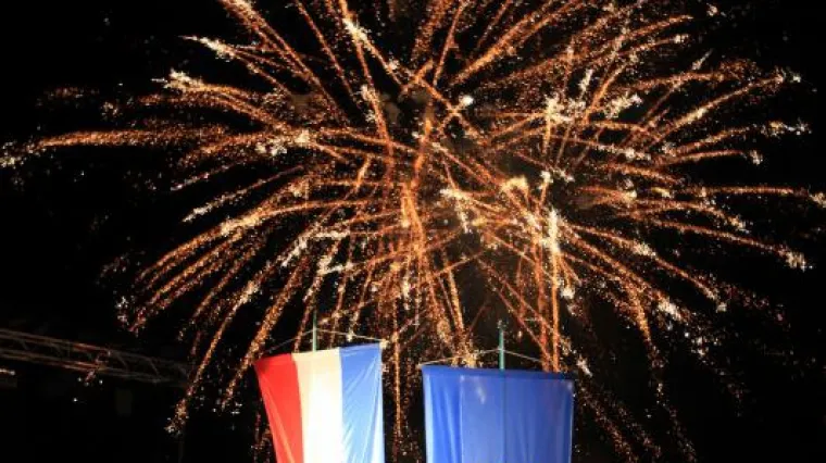 Hrvatska postala punopravna članica EU!