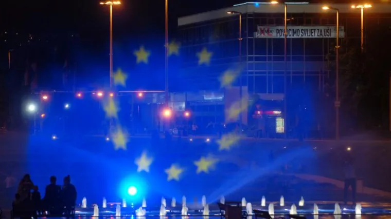 I Bandićeve fontane 'pozdravile' ulazak Hrvatske u EU