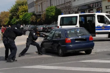 Čovjek s eksplozivom zapravo je htio sebi oduzeti život?