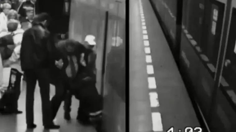 Dramatična snimka: Žena pala pod vlak i - preživjela!