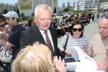 Bivši dekan ispitan i pušten na slobodu