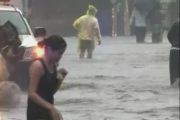 Zbog tajfuna u Kini evakuirano pola milijuna ljudi!