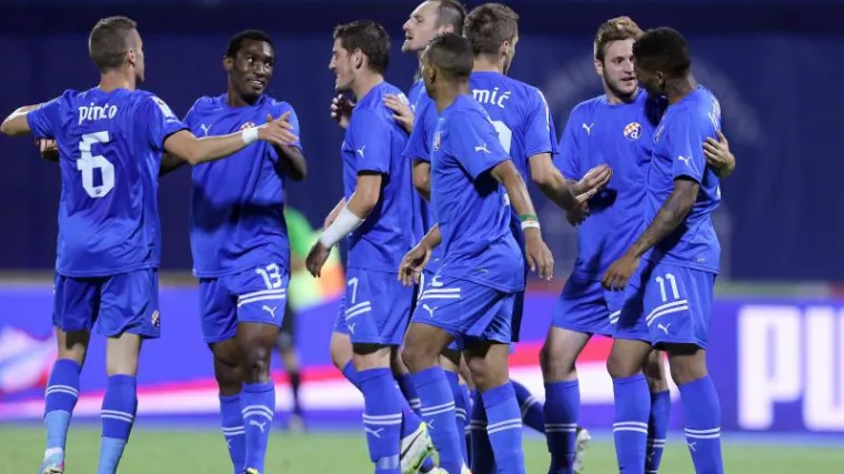 Dinamo s petardom započeo europski put!