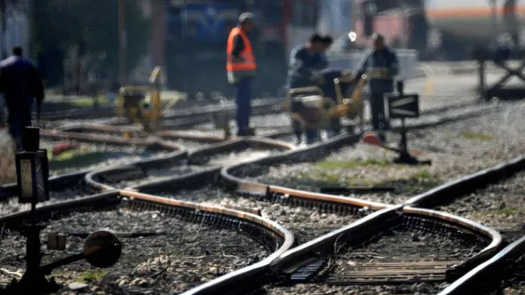 Nesreću vlaka u Une&scaron;iću skrivio skretničar!