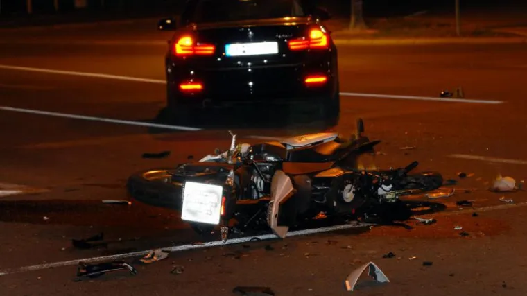 BMW-om naletio na 17-godi&scaron;nju motociklisticu