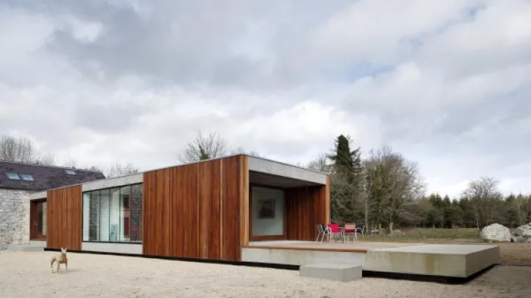 Tko kaže da modernizam nije moguć na farmi?