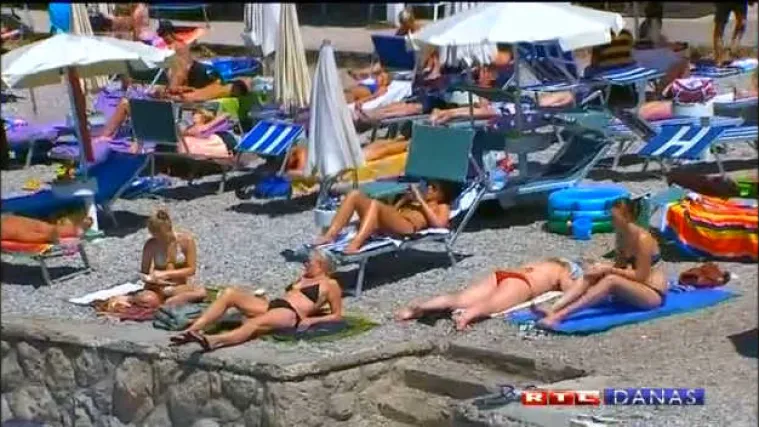 Hladno more zbunilo je čak i turiste iz Skandinavije