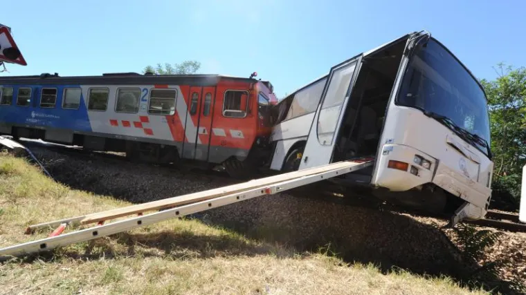 Kvar na signalizaciji kod Drni&scaron;a jo&scaron; nije otklonjen!