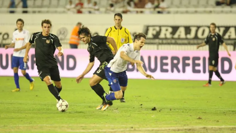 Bijeli minimalnom pobjedom ponovno preuzeli vrh!