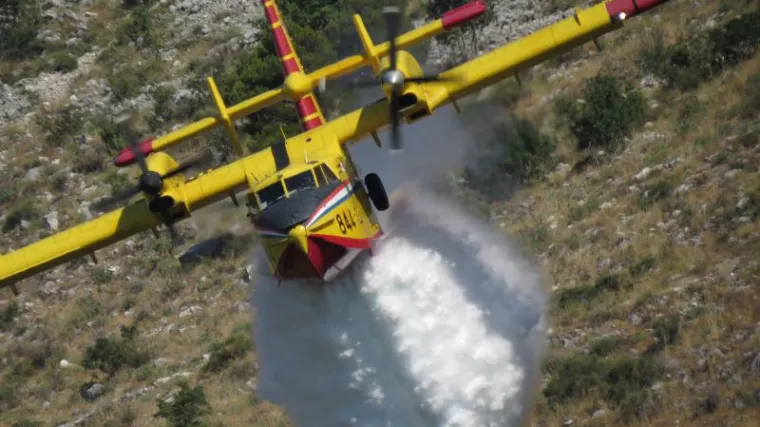 Izbili novi požari, u BiH očekuju hrvatske kanadere